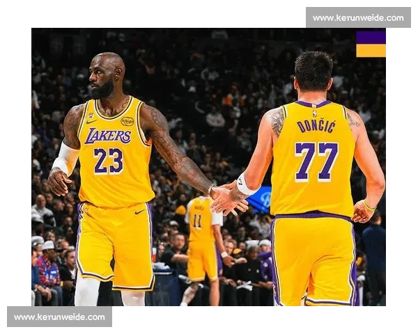 湖人vs热火g3直播焦点对决巨星碰撞季后赛走向解析全景前瞻版